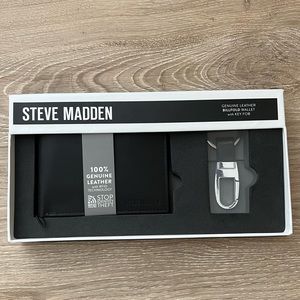 Steve Madden wallet + Key Fob